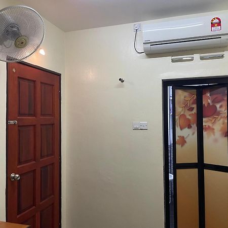 Kb Guesthouse Mersing Bagian luar foto